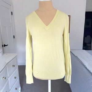 Banana Republic Lemon Yellow V-Neck Merino Wool Blend Sweater Ling Sleeve S